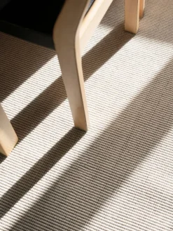 Best VM-Carpet Esmeralda 71 valkoinen, Ø 240 cm, kantti 009 B