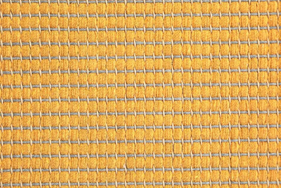 Clearance VM-Carpet Lyyra 71 keltainen, Ø 133 cm, kantti 41